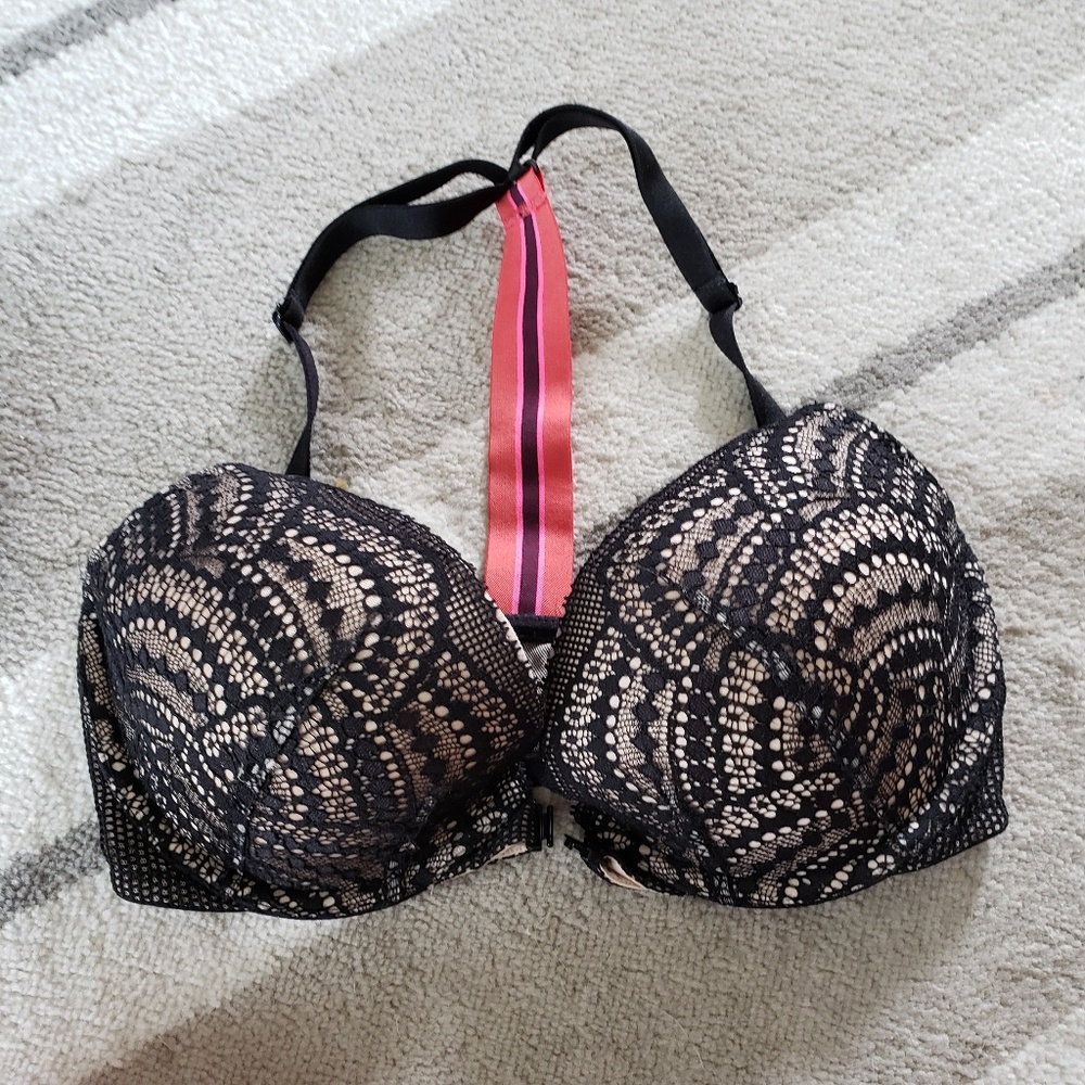 Victoria's Secret Very Sexy bra